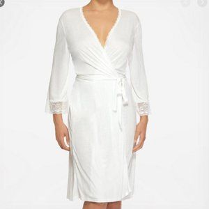 Hanky Panky Modal White Robe with Lace Trim